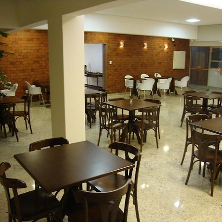 Santorini Hotel Guanhães Eksteriør billede
